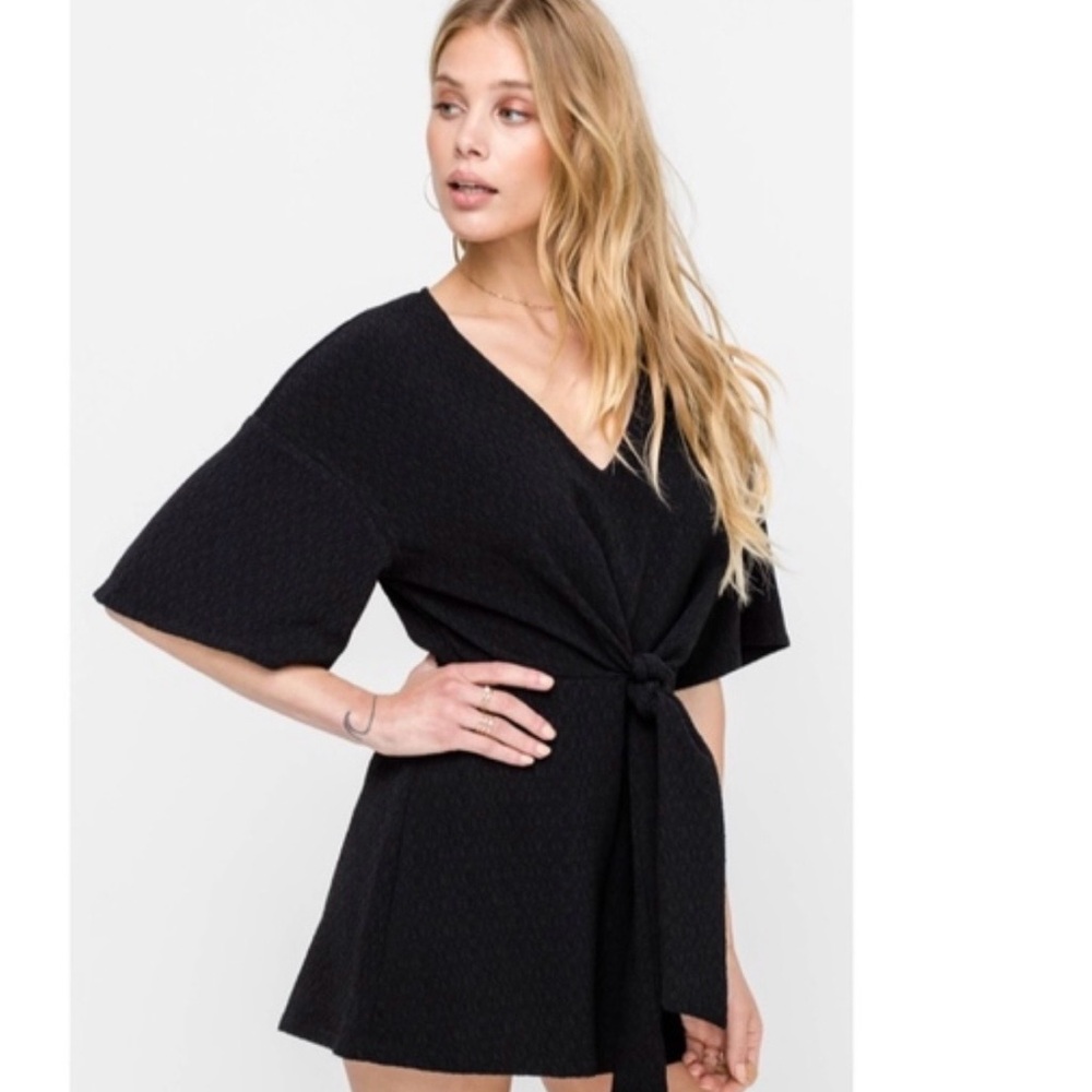 Textured knit Black Tie-Front Romper